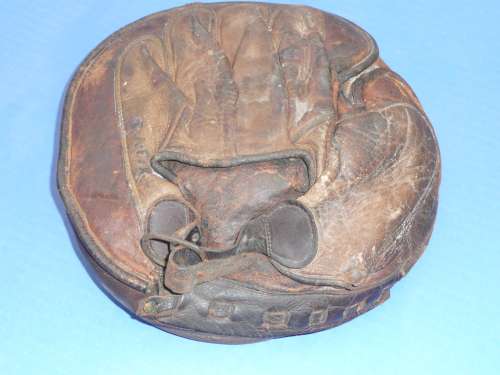 Early 1900's Crescent Pad Catchers Mitt Back